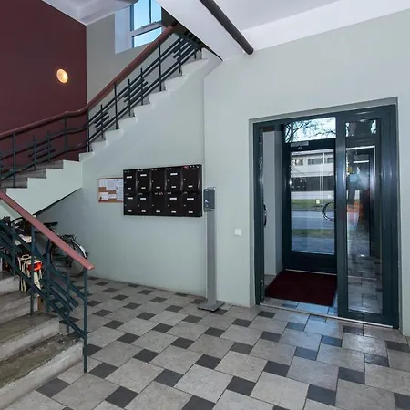 Stylish Apartment In The Heart Of Paernu Exterior foto