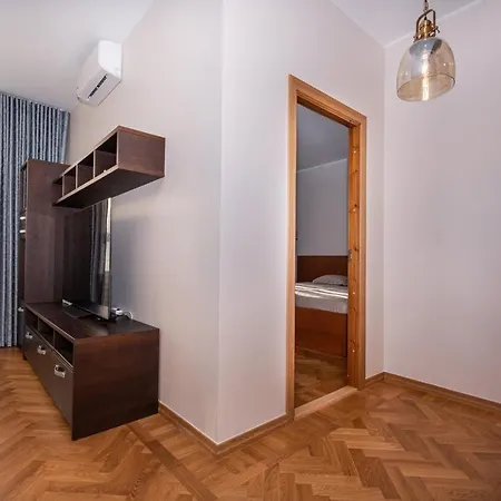 Stylish Apartment In The Heart Of Paernu Exterior foto
